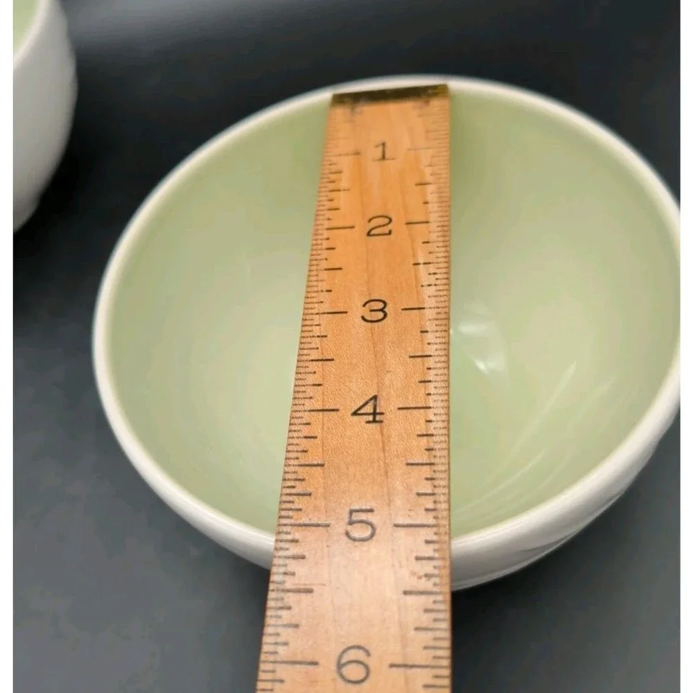 Vintage Pfaltzgraff Aspen White Ceramic Soup Cereal Bowls Embossed Leaf Set Of 2